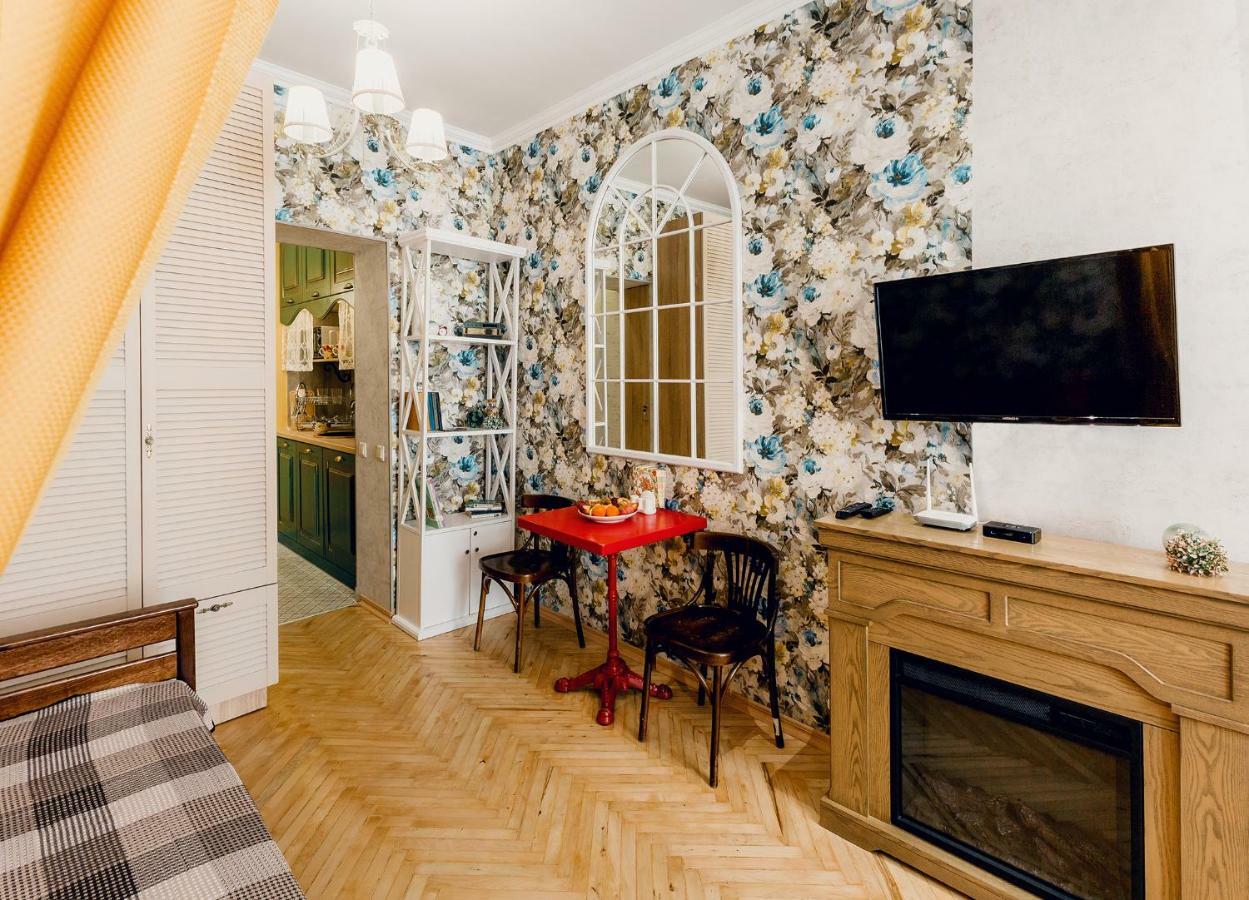 Honey Pie Apartment Lviv Eksteriør billede